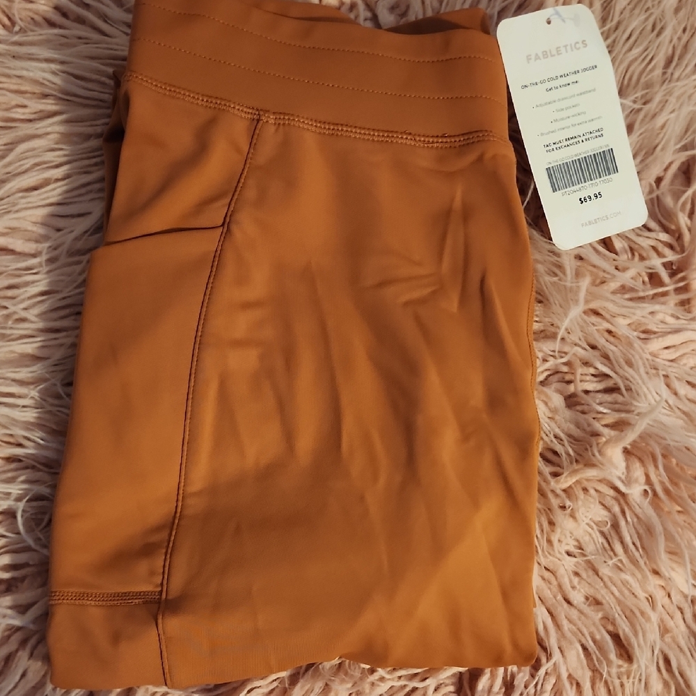 Fabletics Rust Active Leggings